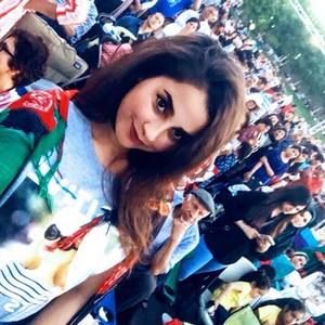 Meet your Posher, Amira